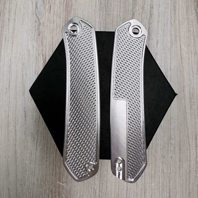 GOAT SKINS - Gunstock - Titanium Scales (Compatible with CIVIVI Vision FG)