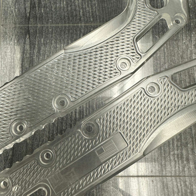 STOCKY GOAT / Polymer Scales (Compatible with Microtech Standard Issue (MSI)) - Original GOAT