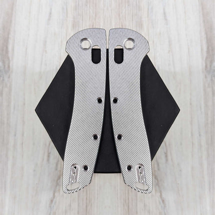 SKNY GOAT - XL - MM1 - Aluminum Scales / Stoned (Compatible with Hogue Deka V2)