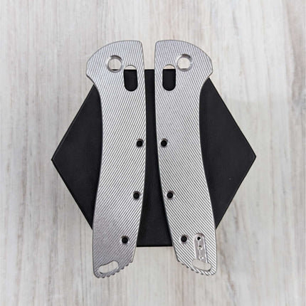 SKNY GOAT - XL - MM1 - Aluminum Scales / Stoned (Compatible with Hogue Deka V2)