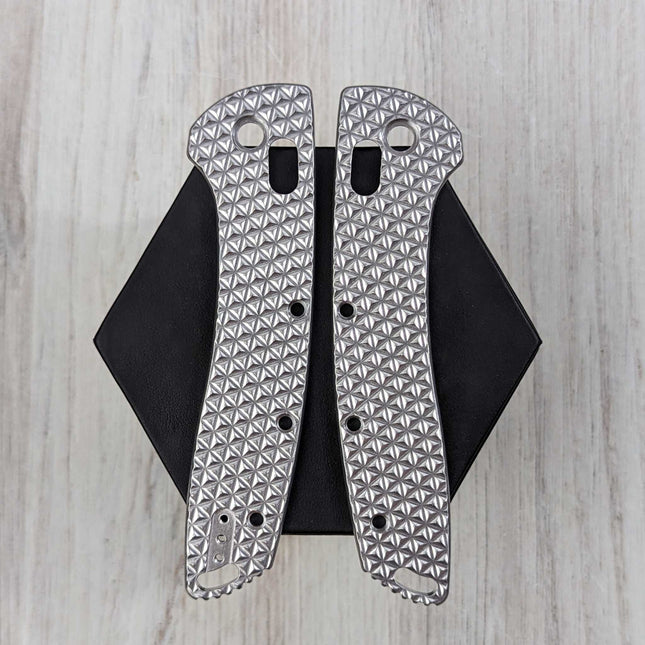 SKNY GOAT - XL - Sharktooth - Aluminum Scales / Stoned (Compatible with Hogue Deka V2) - Original GOAT