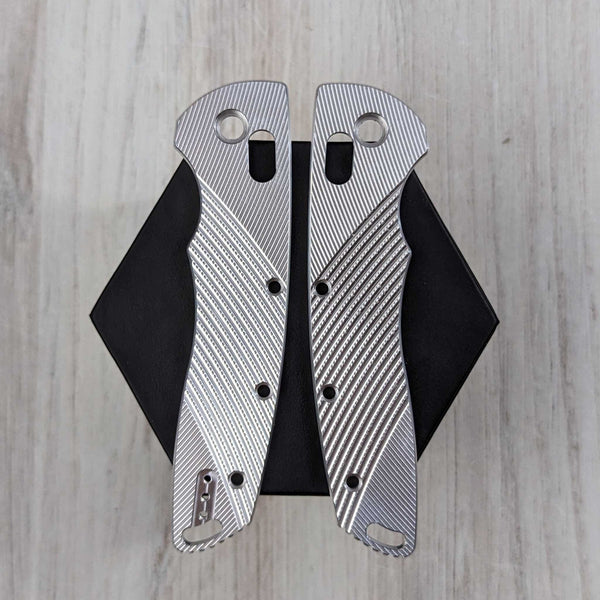 STOCKY GOAT - XL - Wings - Aluminum Scales / Stoned (Compatible with Hogue Deka v2)