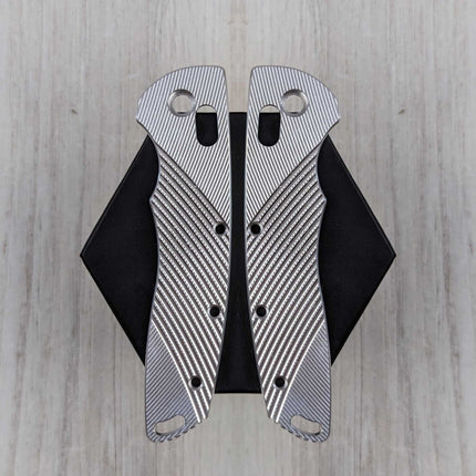 STOCKY GOAT - XL - Wings - Aluminum Scales / Stoned (Compatible with Hogue Deka v2)