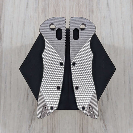 STOCKY GOAT - Wings - Aluminum Scales / Stoned (Compatible with Hogue Deka v2)