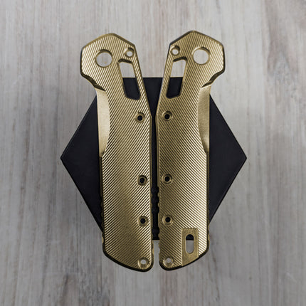 STOCKY GOAT - V2 - MM1 - Brass Scales (Compatible with Microtech Standard Issue (MSI))