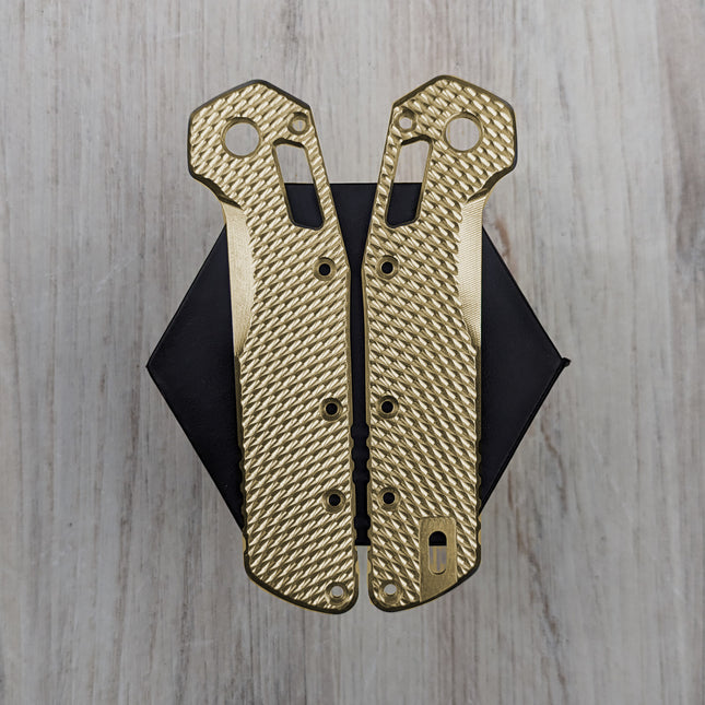 STOCKY GOAT - V2 - OG1 - Brass Scales (Compatible with Microtech Standard Issue (MSI))