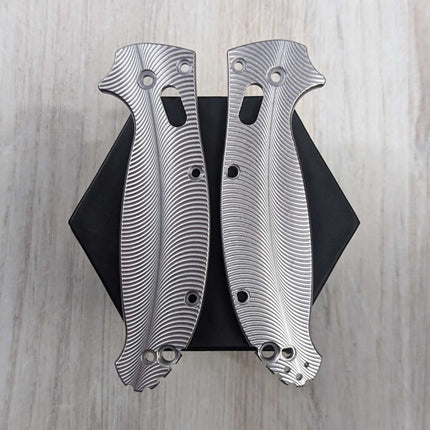 GOAT SHELL - Aluminum Clamshell - Stoned  (Compatible with Spyderco Manix 2 LW)