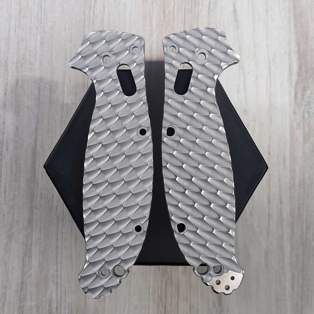 GOAT SHELL - Aluminum Clamshell - Stoned (Shadow) (Compatible with Spyderco Manix 2 LW) - Original GOAT