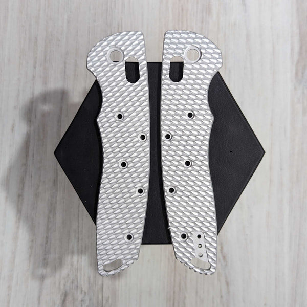 V1 - OG1 - XL - Aluminum Scales - In The Buff (Compatible with Hogue Deka v1)