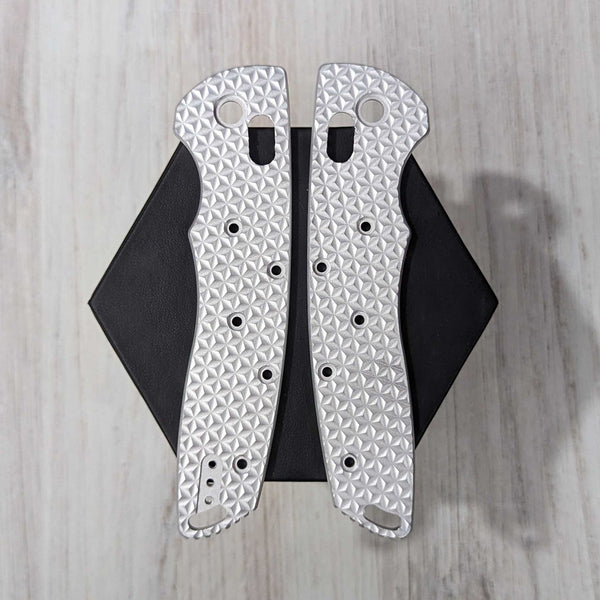 V1 - Sharktooth - XL - Aluminum Scales - In The Buff (Compatible with Hogue Deka v1)