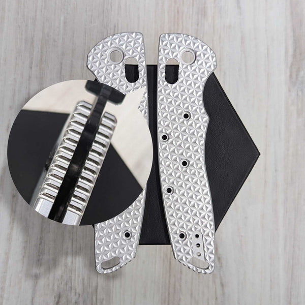 V1 - Sharktooth - XL - Aluminum Scales - In The Buff (Compatible with Hogue Deka v1)