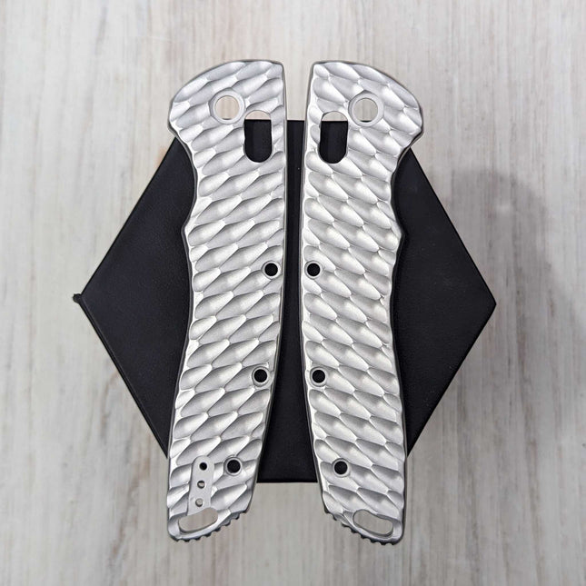 STOCKY GOAT - XL - Expanded - Aluminum Scales / In the Buff (Compatible with Hogue Deka v2)