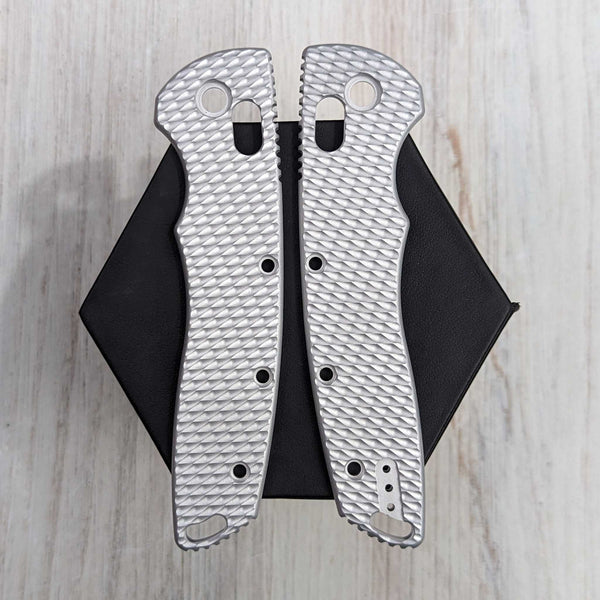 STOCKY GOAT - XL - Brass Scales (Compatible with Hogue Deka V2)