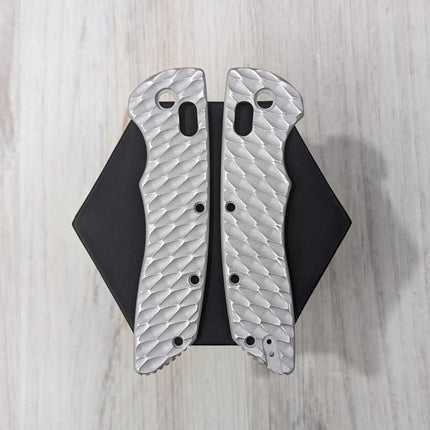 STOCKY GOAT - Expanded - Aluminum Scales / In the Buff (Compatible with Hogue Deka v2)