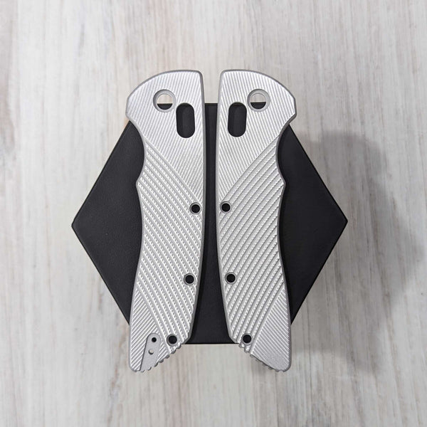 STOCKY GOAT - Wings - Aluminum Scales / In the Buff (Compatible with Hogue Deka v2)